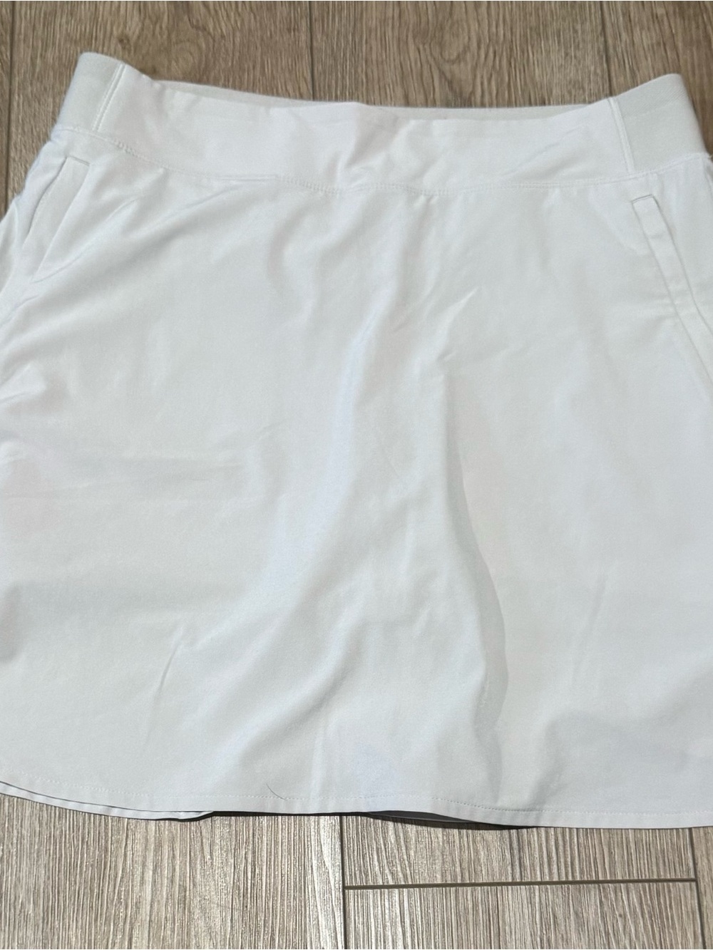 Athleta Cream Performance Skort